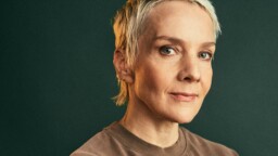 Tässä on Maria Veitolan äiti – antoivat yhdessä uunikuhan ohjeen